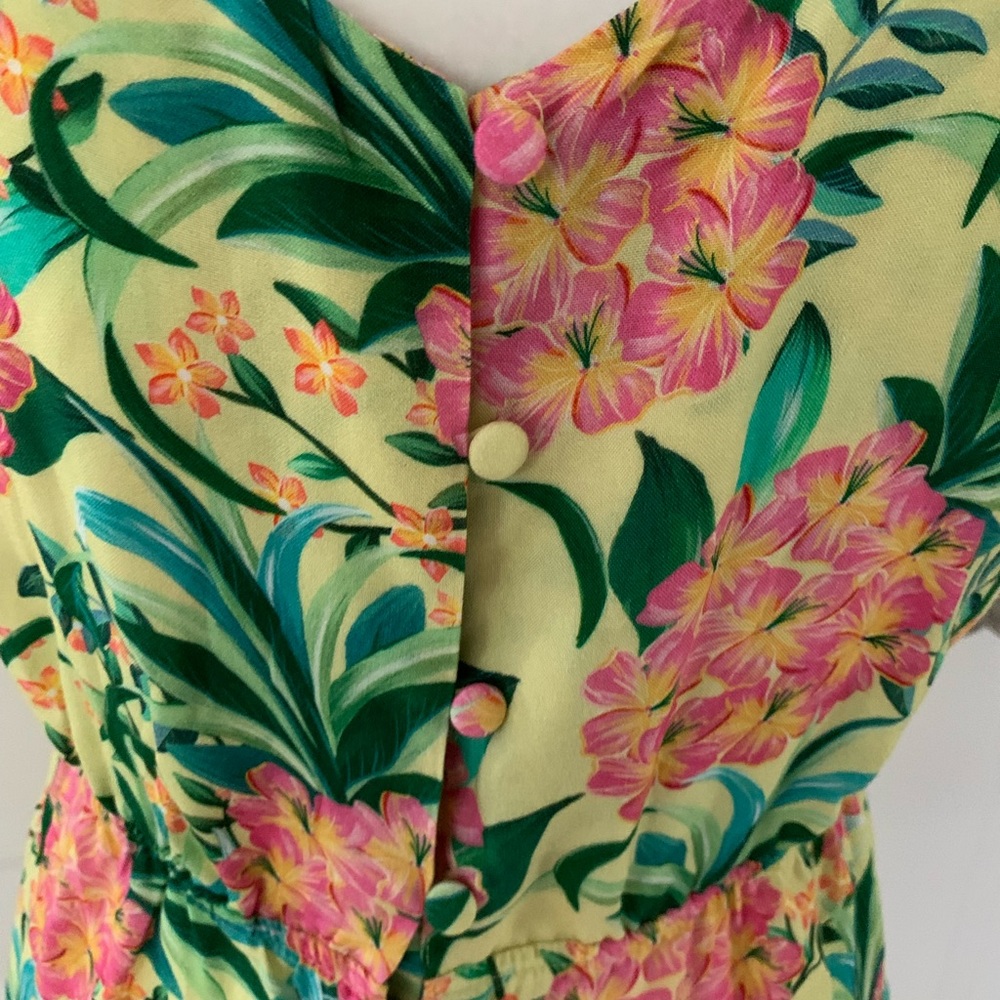 ANTHRO Farm Rio Ruffled Floral Tank - Picture 11 of 14